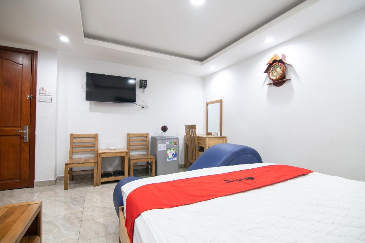 Reddoorz Plus New Sun Hotel Хошимін Екстер'єр фото