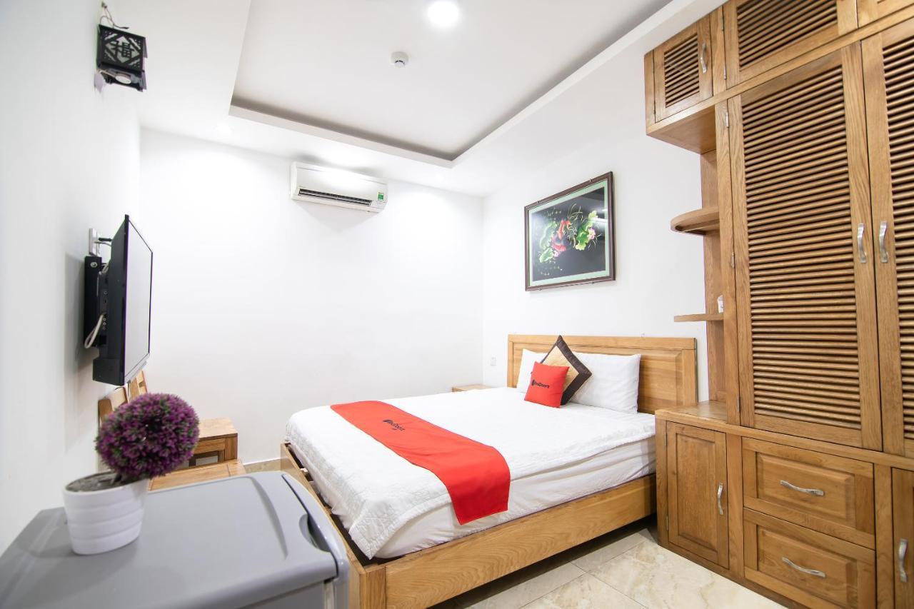 Reddoorz Plus New Sun Hotel Хошимін Екстер'єр фото
